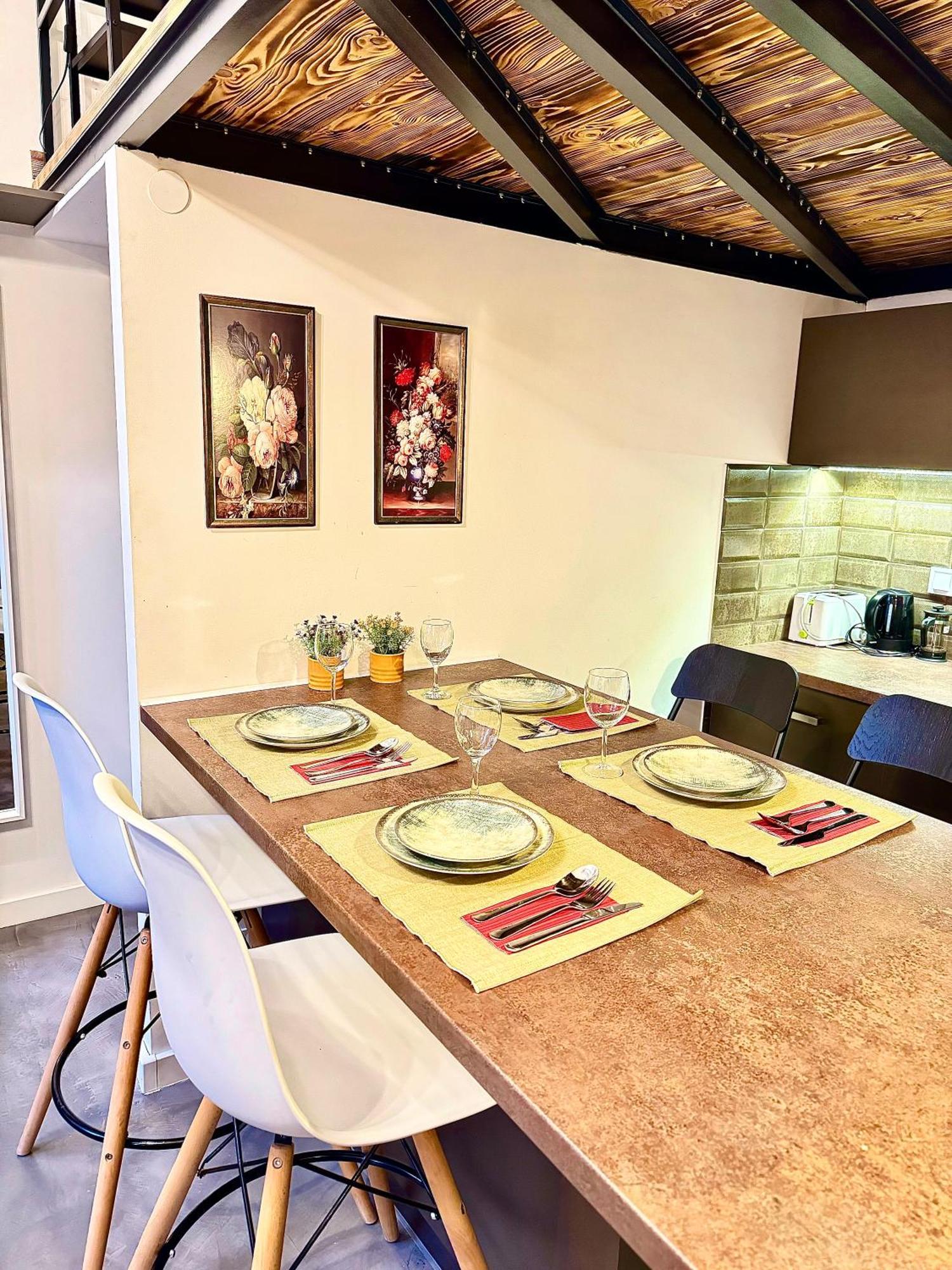 Romance Residency With Finn Sauna * Budapest